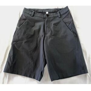 Lululemon Performance Chino Tech Shorts Men's Size 30 EUC!